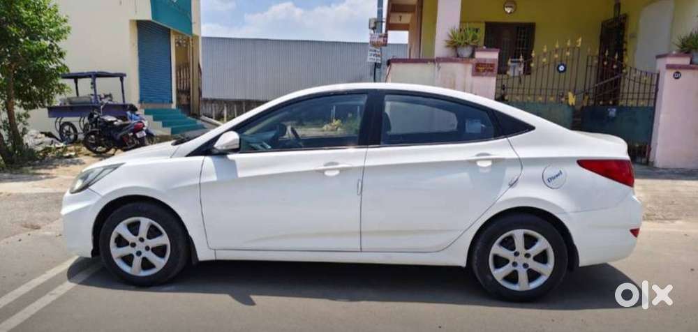 Hyundai Verna Crdi 1.6 At Ex, 2013, Diesel