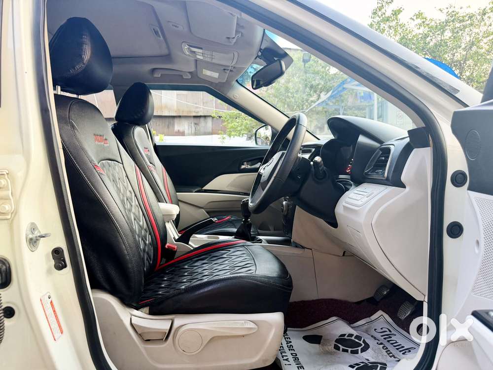 Mahindra Xuv300 W8 Option, 2020, Petrol