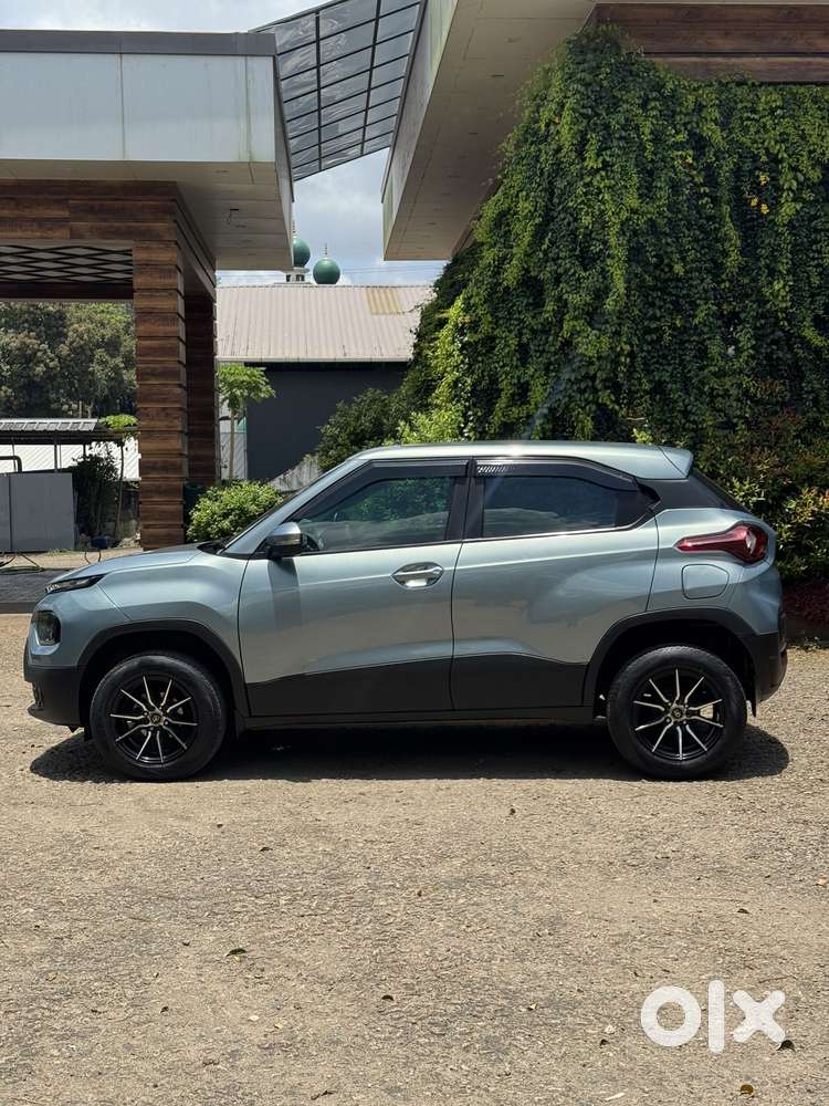 Tata Punch Adventure Amt, 2022, Petrol