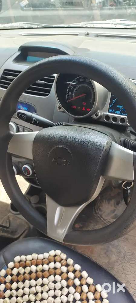 Chevrolet Beat Petrol 2010