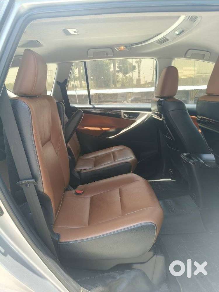 Toyota Innova Crysta 2.8z Automatic, 2018, Diesel