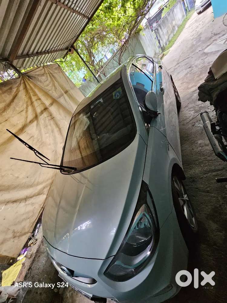 Hyundai Verna 2013