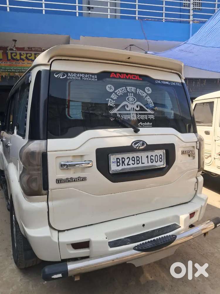 Mahindra Scorpio 2.2 S6 2016 Diesel Manual