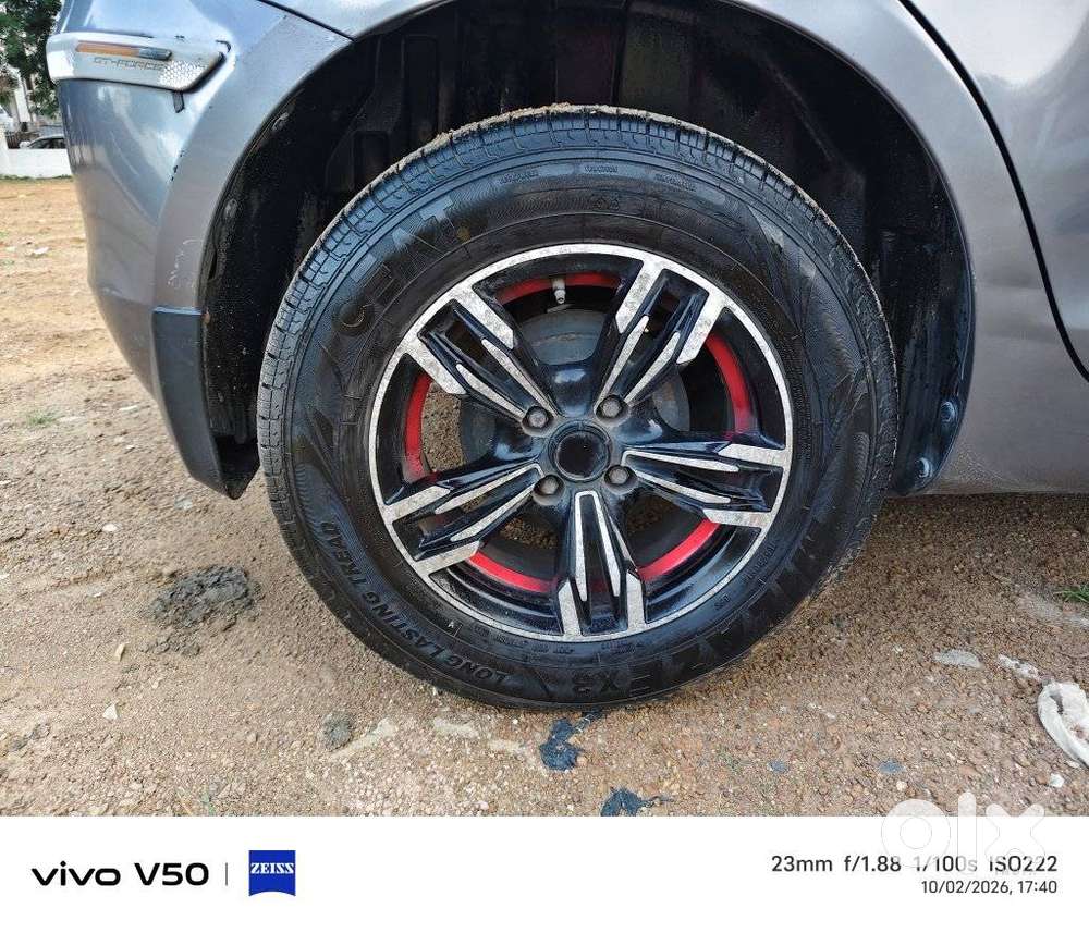 Maruti Suzuki Swift Vxi + Manual, 2012, Petrol