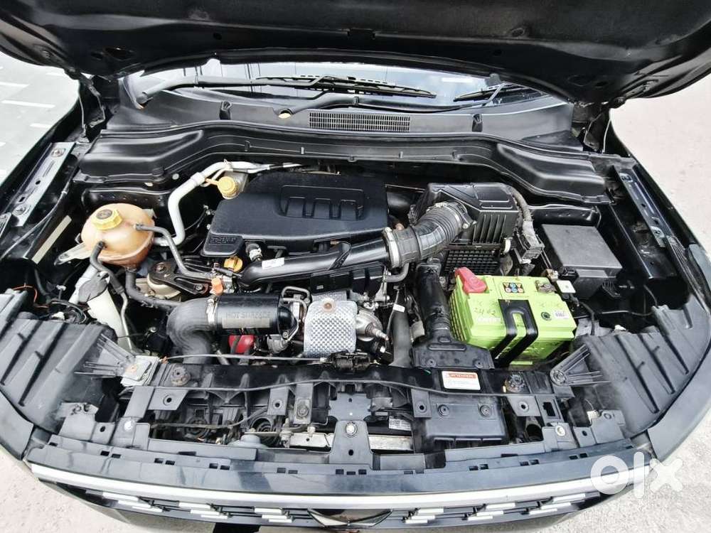 Mahindra Xuv300 W6, 2024, Petrol