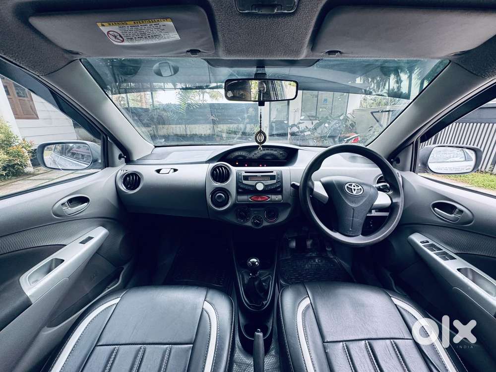 Toyota Etios, 2011, Petrol