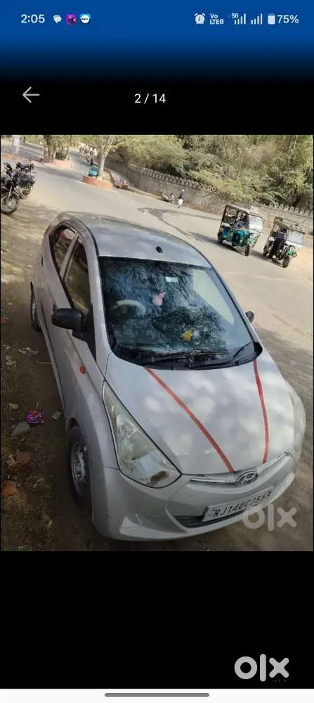 गाड़ी में कोई कमी नहीं है आराम में देख के गाड़ी को