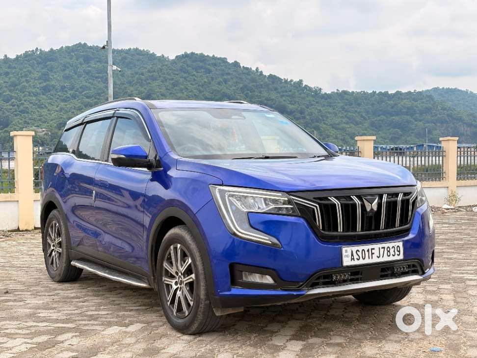 Mahindra Xuv700 2.0 Ax 7 Petrol At Str, 2022, Petrol
