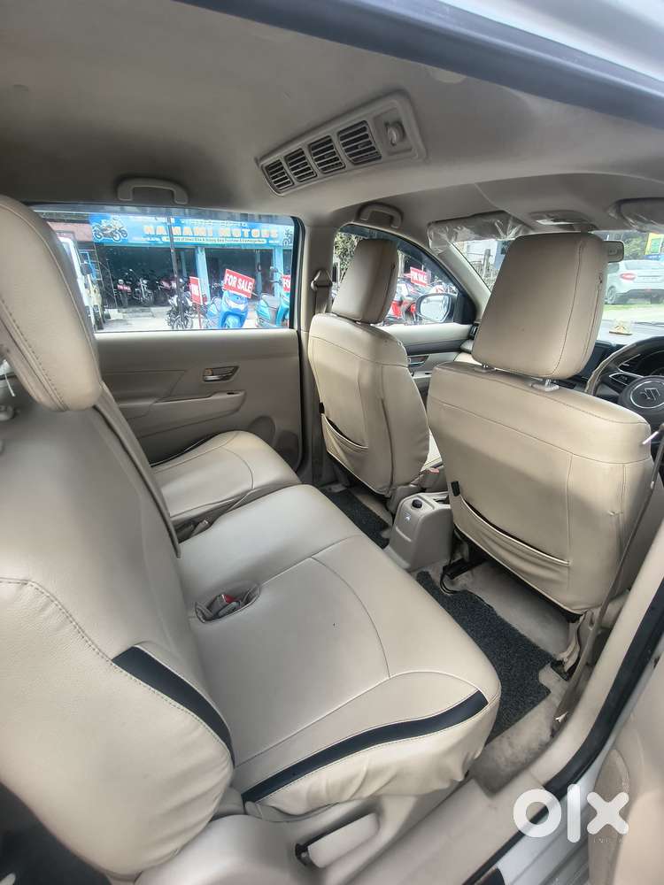 Maruti Suzuki Ertiga 1.5 Vxi, 2022, Petrol