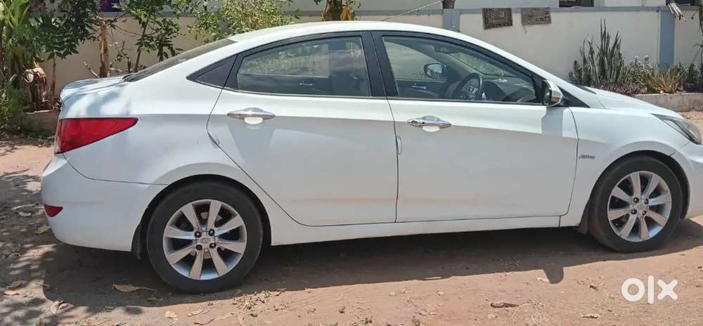 Hyundai Verna 2012 Diesel 155000 Km Driven