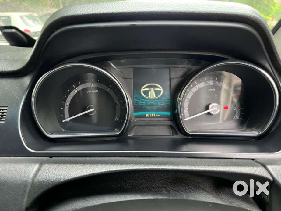 Tata Hexa 2.2 Xta 4x2 7 Str, 2018, Diesel