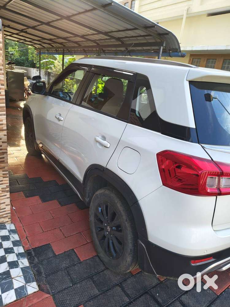 Maruti Suzuki V. Brezza Zxi 2021 Petrol 24500 Km Driven