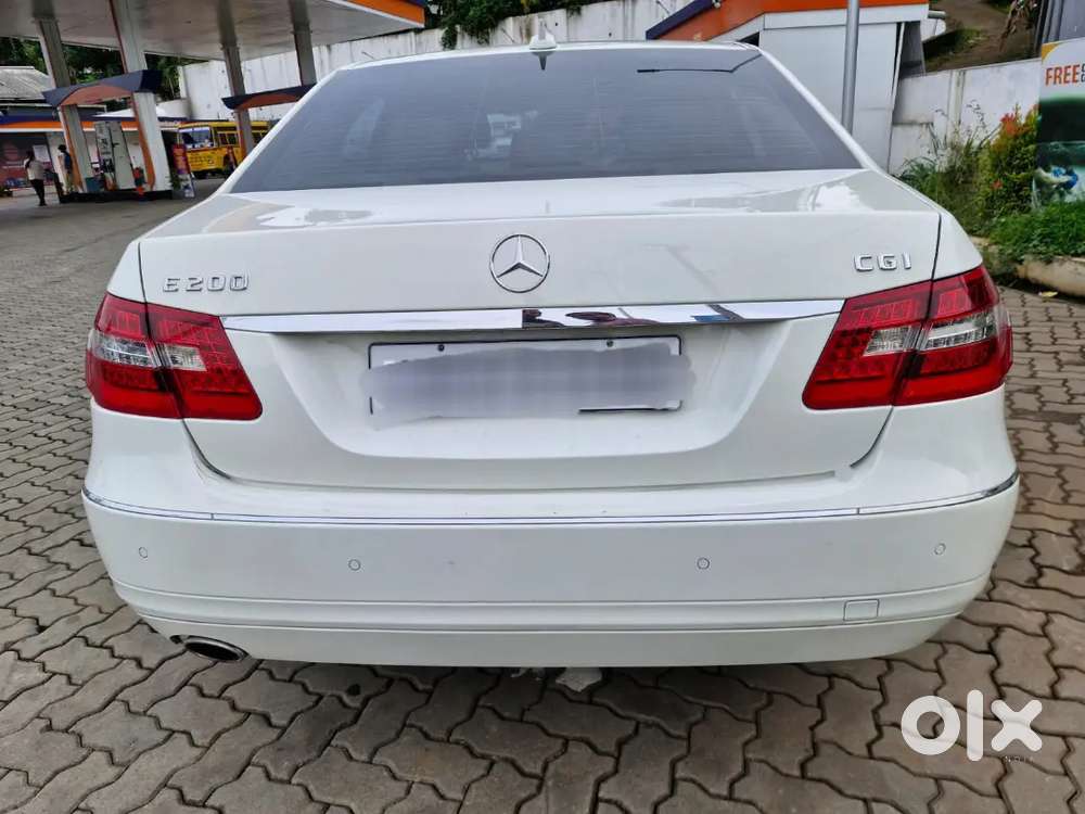 Mercedes-benz E-class 2012