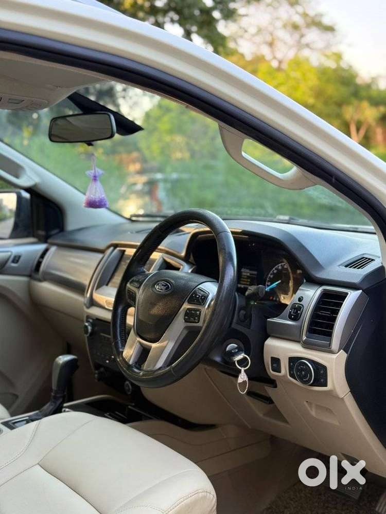 Ford Endeavour 2.2 Trend At 4x2, 2016, Diesel