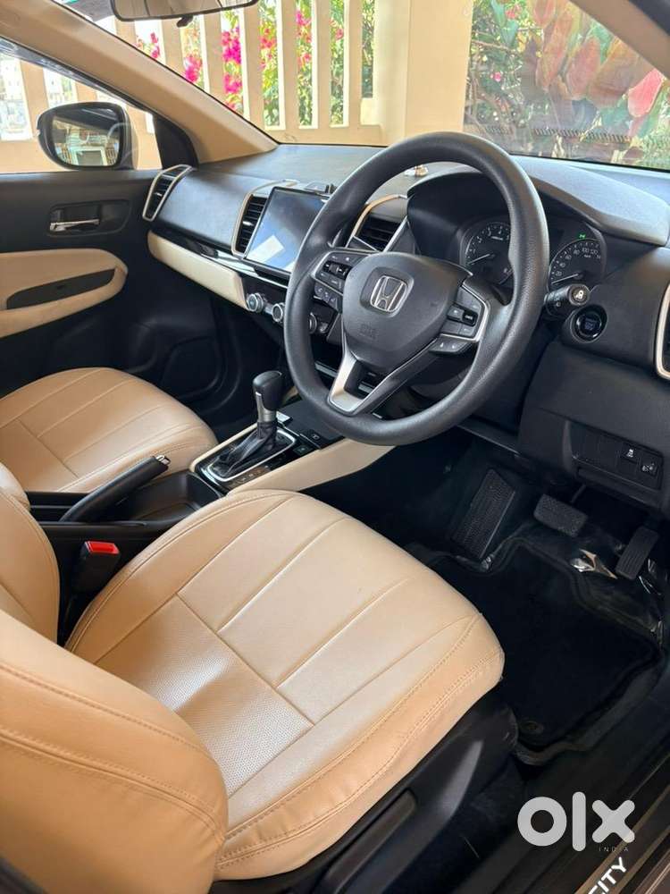 Honda City 2024 9700 Km Driven