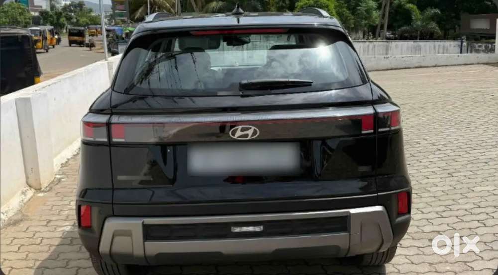 Hyundai Creta Petrol 2025 Manual  Top End