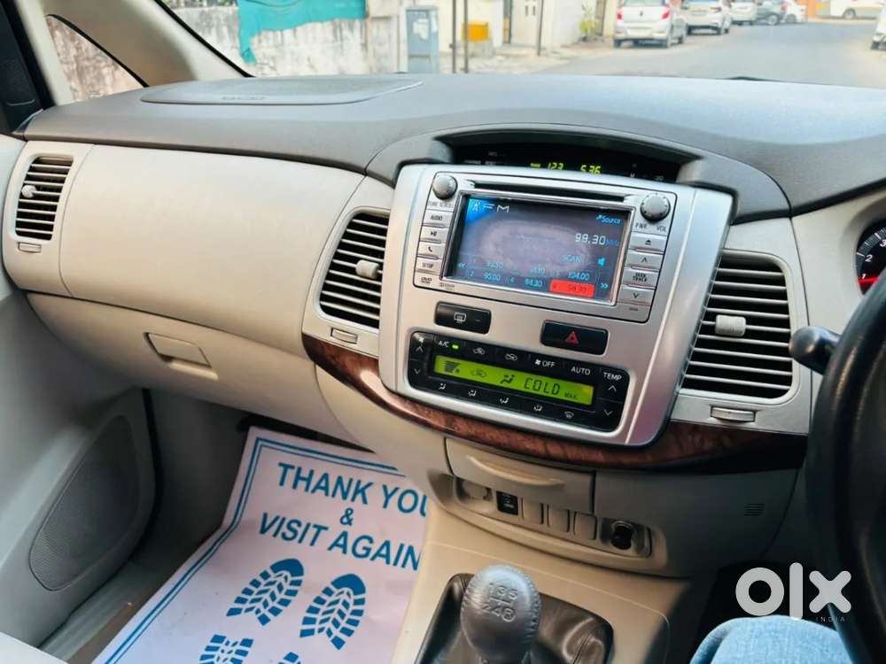Toyota Innova 2.5 Vx 8 Str Bsiv, 2012, Diesel