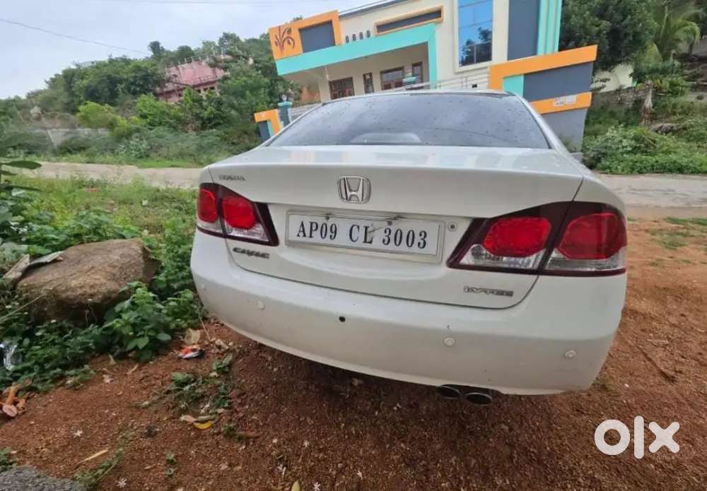 Honda Civic 2012 Cng & Hybrids 86900 Km Driven