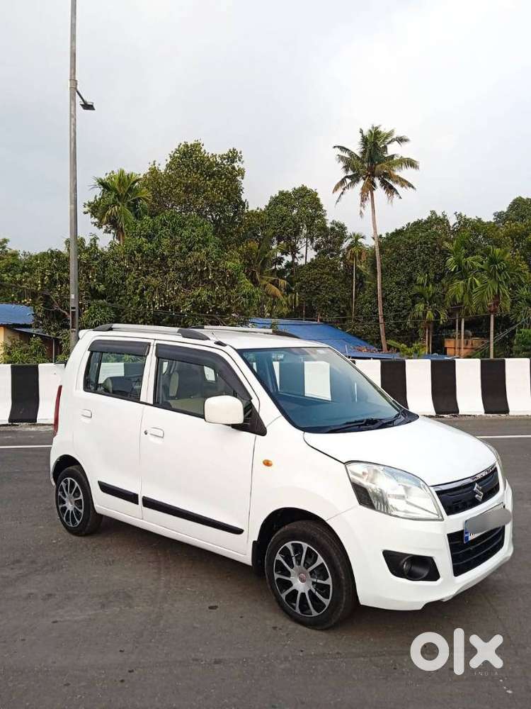 Maruti Suzuki Wagon R 1.0 Vxi Plus Amt, 2018, Petrol