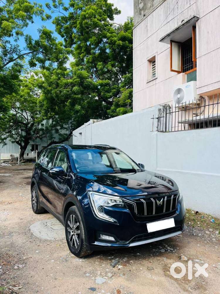 Mahindra Xuv700 2.0 Ax 7 Petrol Mt Str, 2022, Petrol