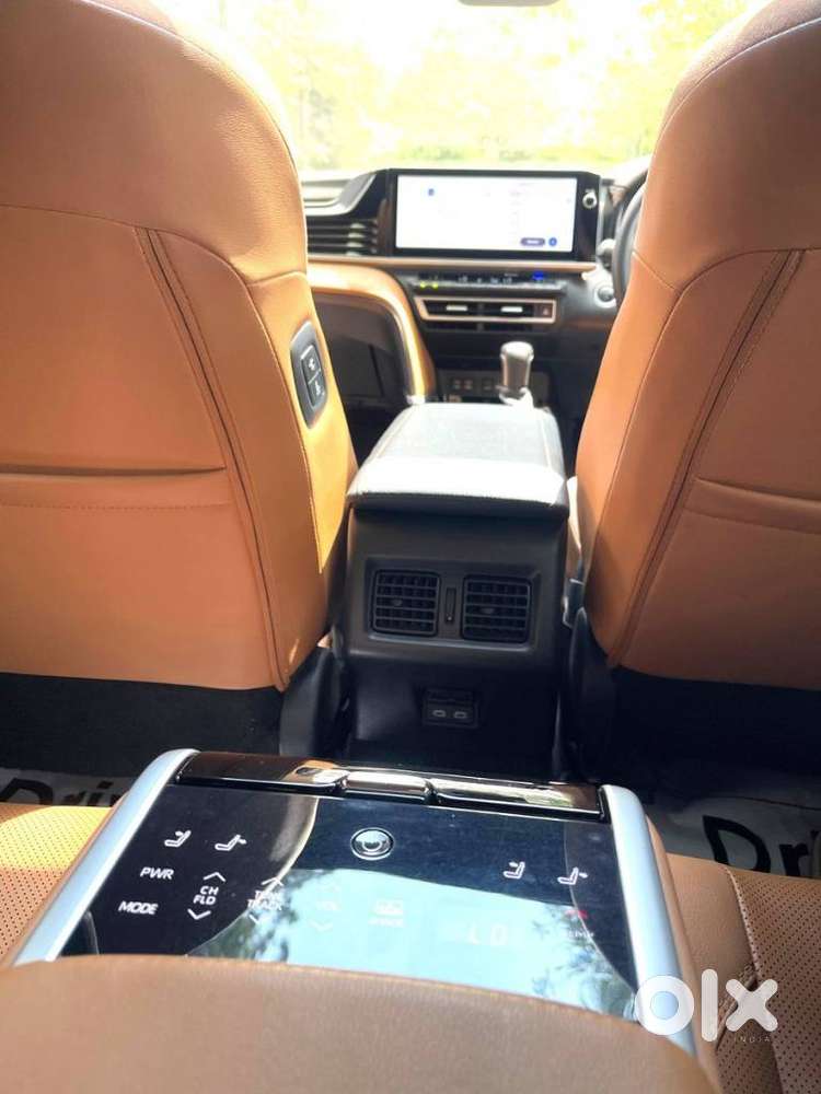 Toyota Camry 2.5 Hybrid, 2025, Petrol