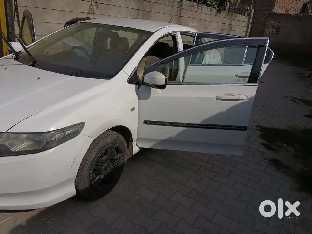 Honda City Cng Petrol 2011