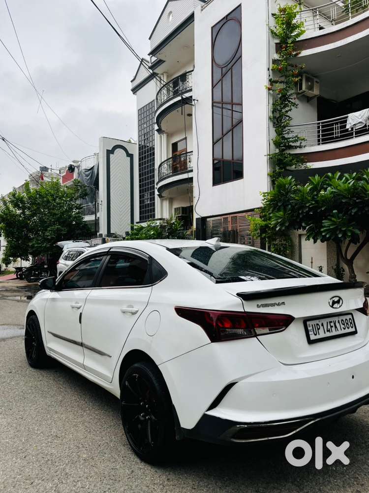 Hyundai Petrol Manual 2023