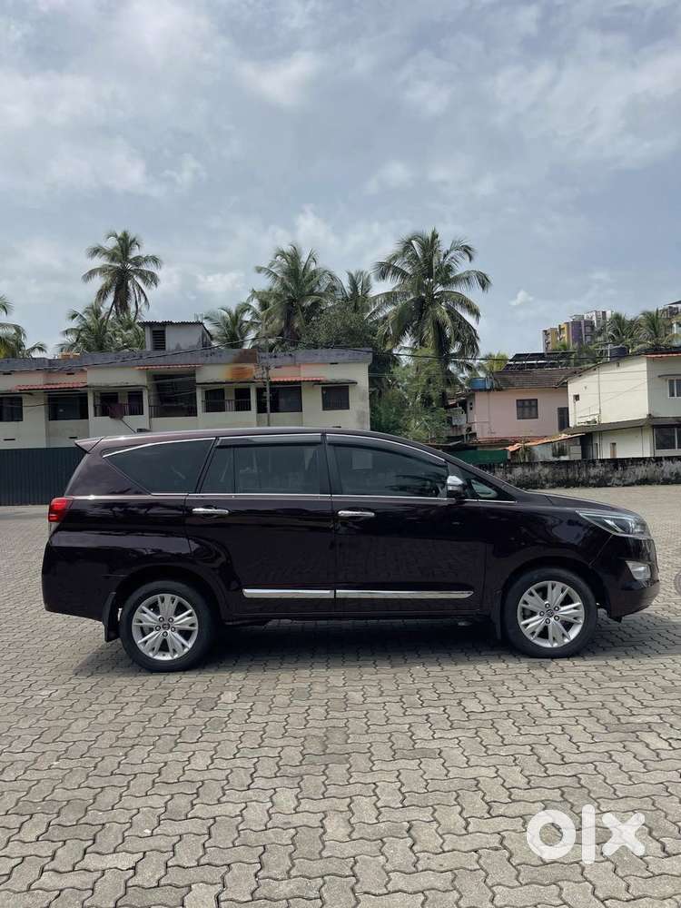 Toyota Innova Crysta 2.8 Z, 2017, Diesel