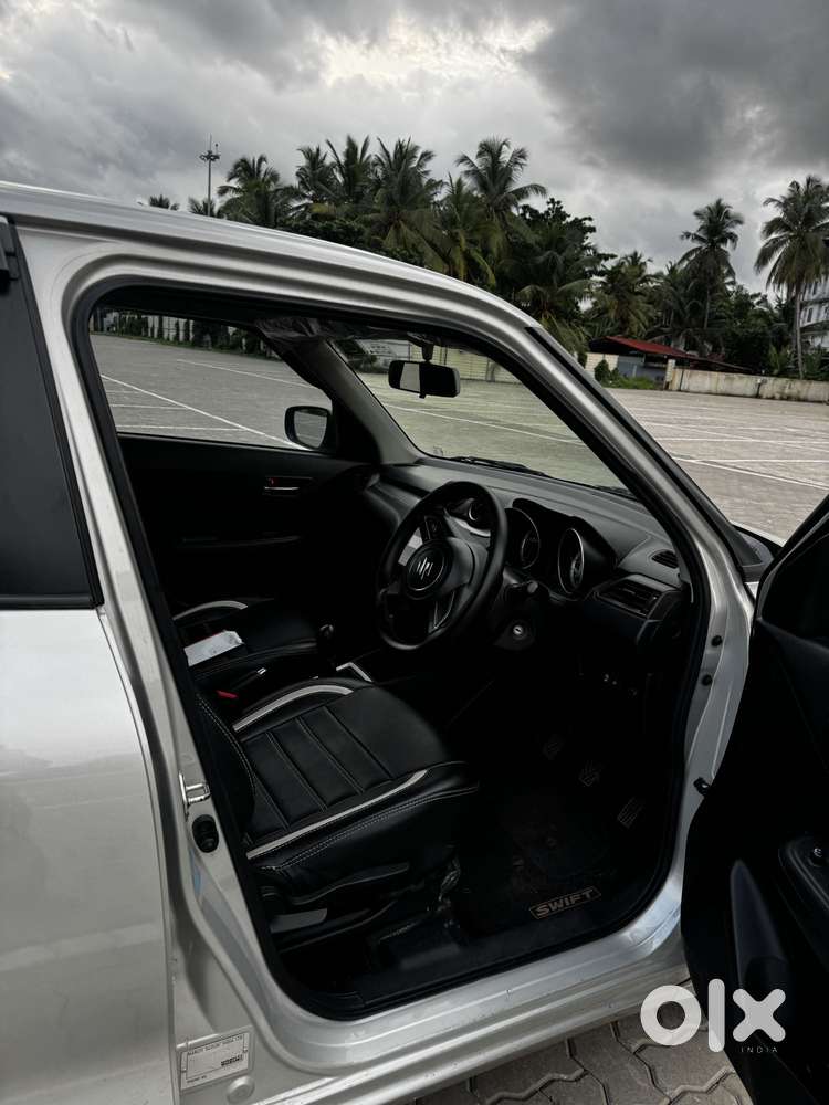 Maruti Suzuki Swift Vvt Vxi, 2021, Petrol