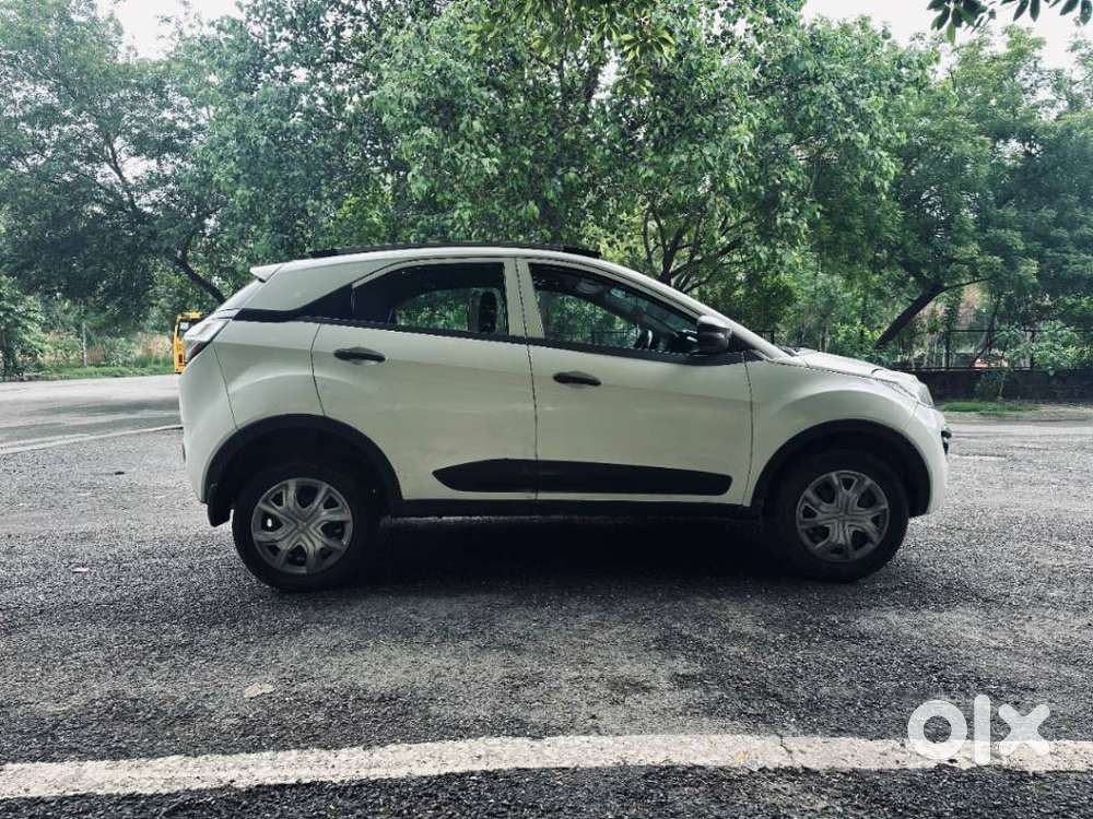 Tata Nexon 1.2 Revotron Xe, 2019, Cng & Hybrids