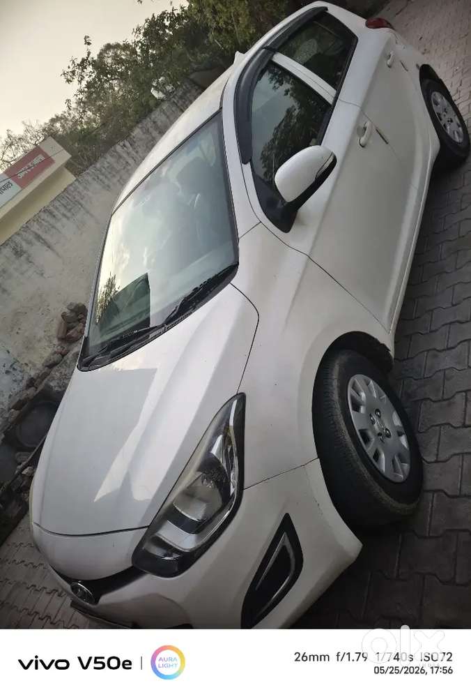 Hyundai I20 2013 Petrol 80000 Km Driven