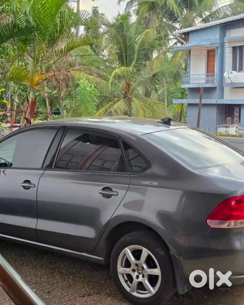 Volkswagen Vento 1.6 Highline 2015