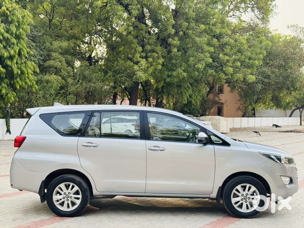 Toyota Innova Crysta 2.4 G Mt 7 Str, 2018, Diesel