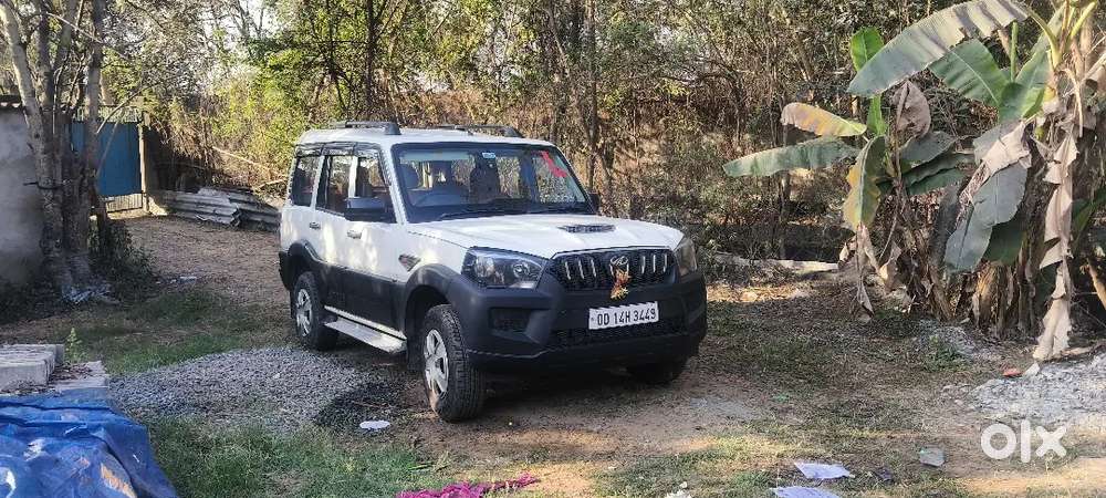 Mahindra Scorpio Diesel 2016