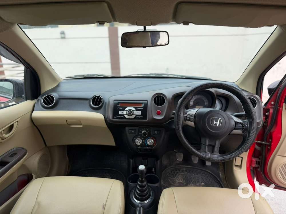 Honda Brio 2013 Petrol Well Maintained