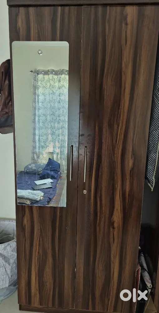 Wardrobe resale