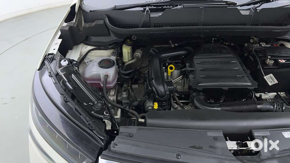 Skoda Kushaq Ambition 1.0l Tsi Mt, 2023, Petrol