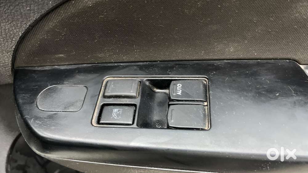 Maruti Suzuki Swift 1.2 Lxi (o), 2016, Petrol