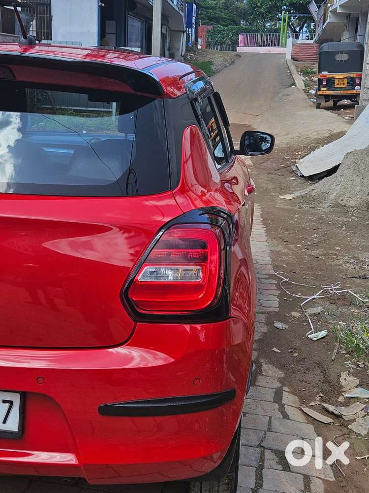 Maruti Suzuki Swift Vxi + Manual, 2021, Petrol
