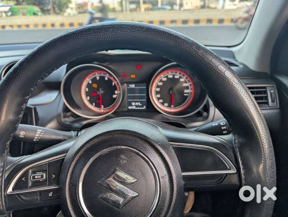 Maruti Suzuki Swift Vxi Optional, 2022, Diesel