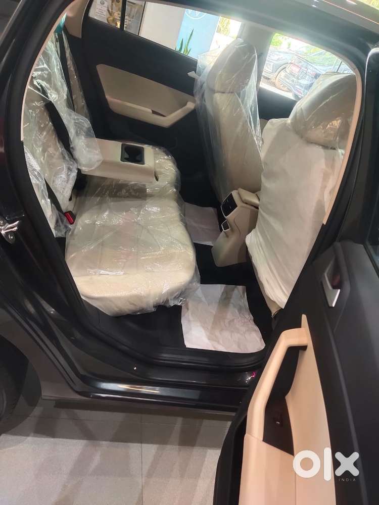 Volkswagen Virtus 1.0 Highline Tsi At, 2025, Petrol