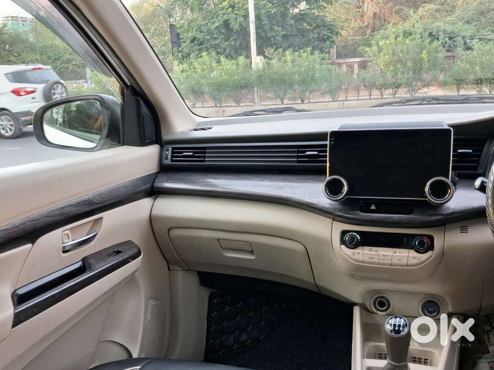 Maruti Suzuki Ertiga 2022-2023 Vxi Cng, 2023, Cng & Hybrids