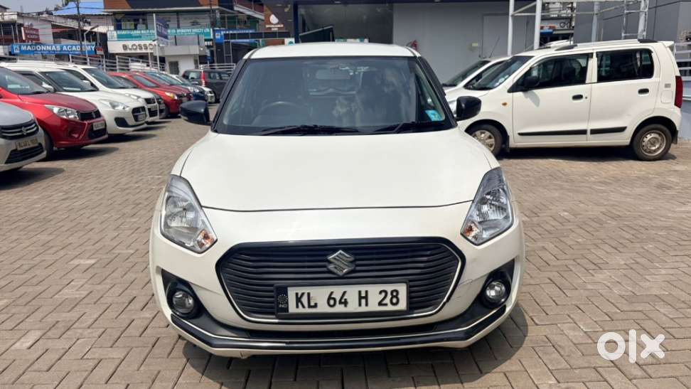 Maruti Suzuki Swift Vxi, 2018, Petrol