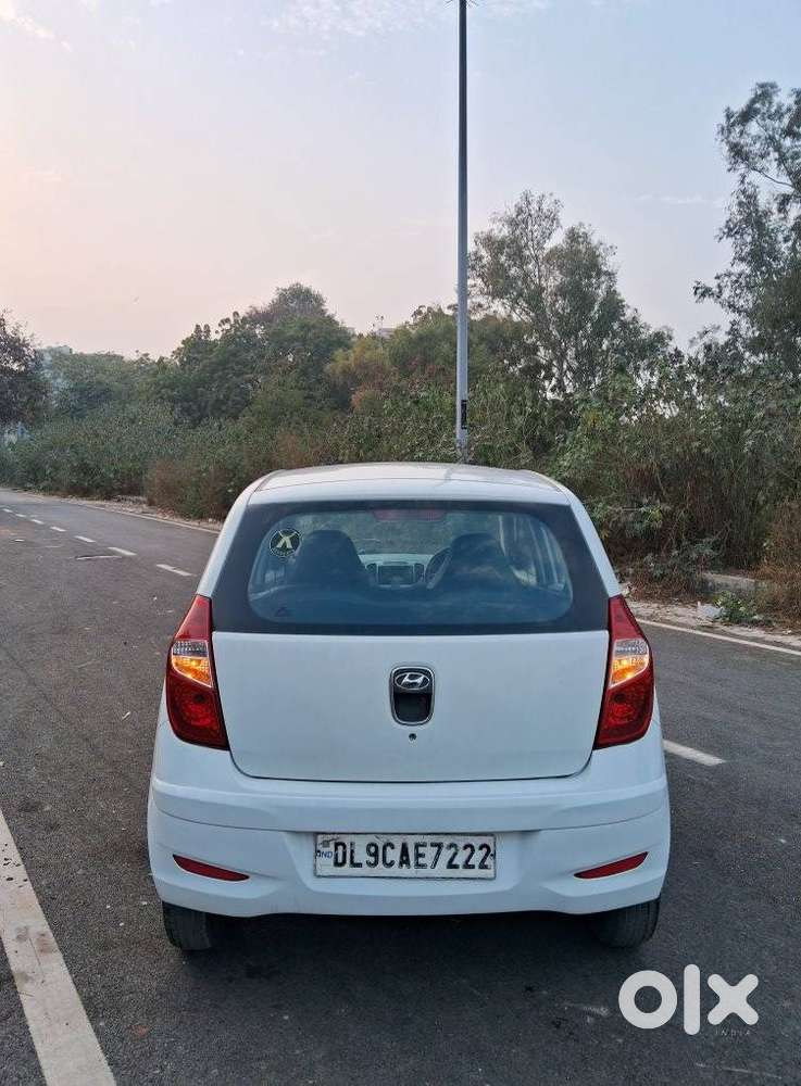 Hyundai I10 Magna O, 2015, Petrol