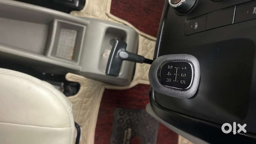 Mahindra Kuv 100 Mfalcon G80 K4 5str, 2016, Petrol