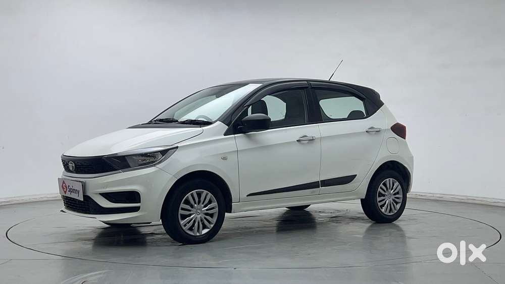 Tata Tiago 1.2 Revotron Xm Cng, 2025, Cng & Hybrids