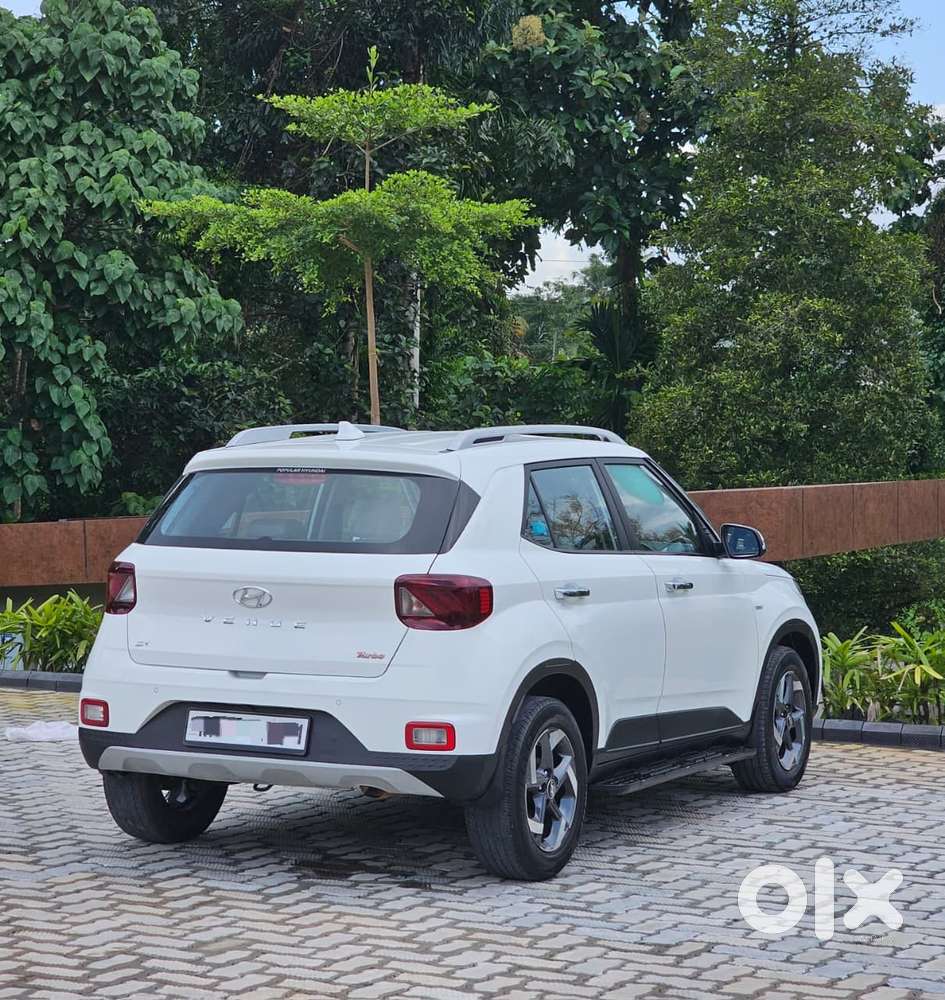 Hyundai Venue Sx Plus Turbo Dct, 2020, Petrol