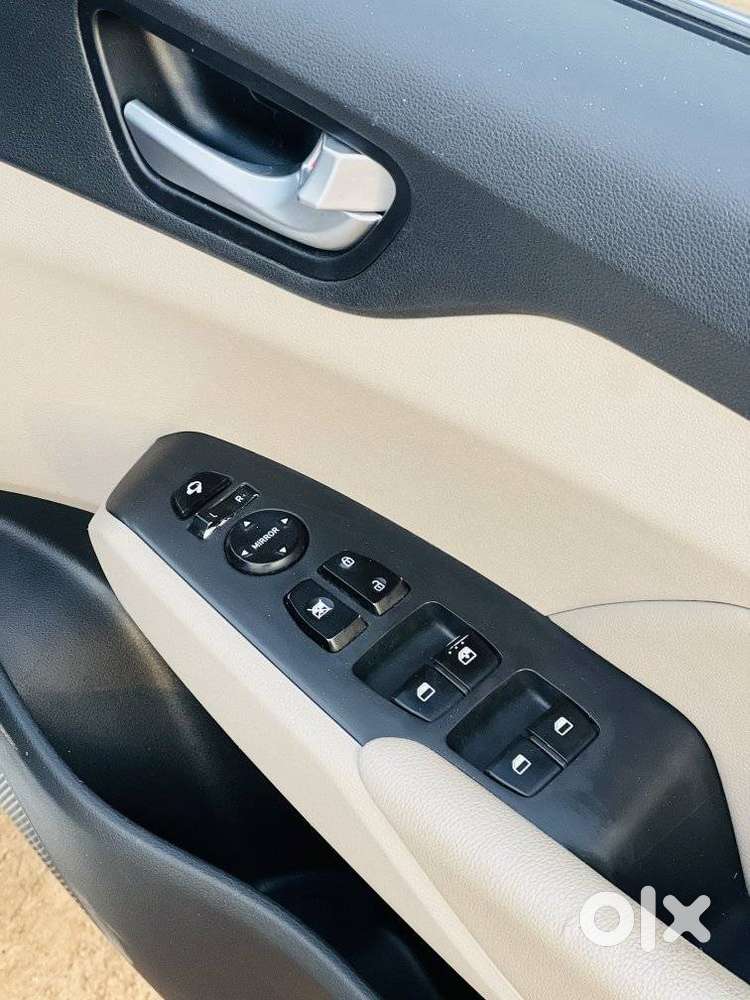 Hyundai Verna 1.6 Sx (o) Crdi, 2018