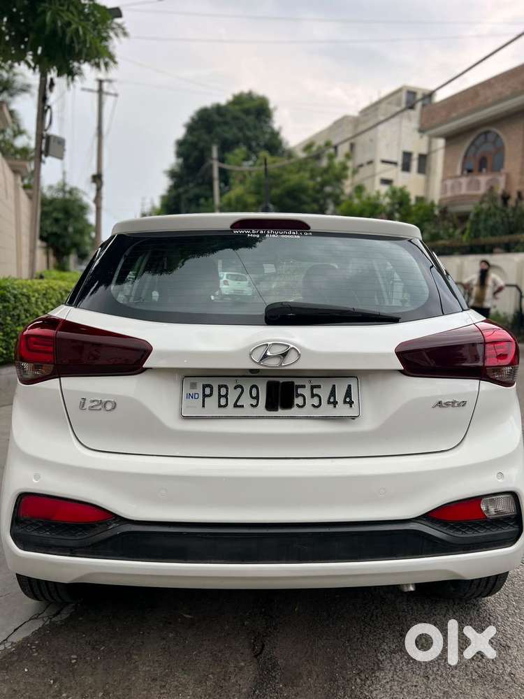 Hyundai I20 Asta 1.4 With Avn Crdi, 2018, Diesel