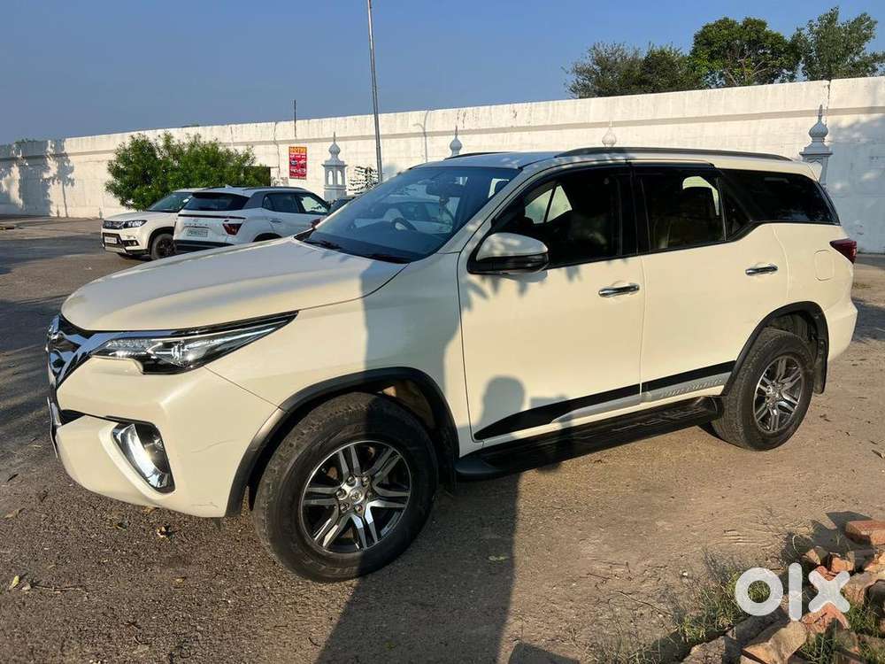 Toyota Fortuner 2020 Diesel 104000 Km Driven